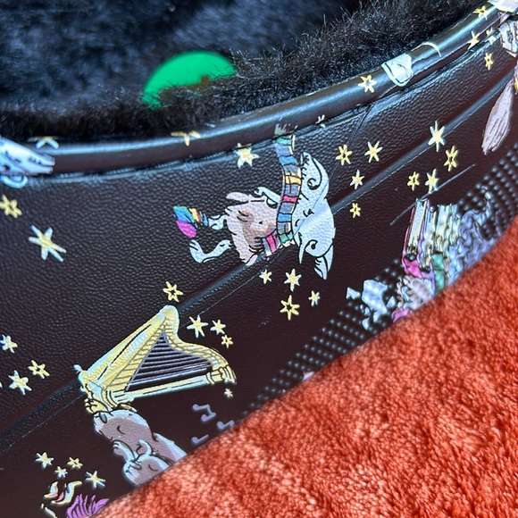 Harry Potter Vera Bradley,Crocs Size 14 Sandals Wizarding World Fur Lined Slides - Picture 6 of 11